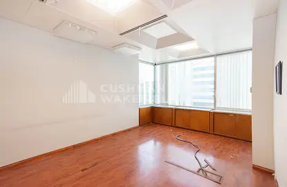 Empty Room image for: Office Space - Studio for rent in Hamdan Street - Abu Dhabi, Image 1