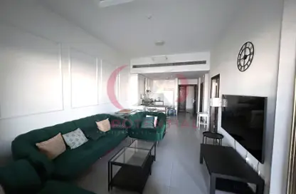 شقة - غرفة نوم - 2 حمامات للايجار في الاجنحه - ارجان - دبي شقة - غرفة نوم - 2 حمامات للايجار في الاجنحه - ارجان - دبي