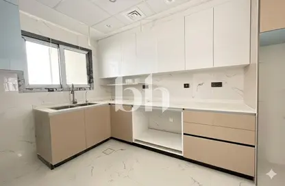 تاون هاوس - 3 غرف نوم - 4 حمامات للبيع في غرب الفرجان - الفرجان - دبي