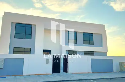 Villa - 5 Bedrooms - 6 Bathrooms for rent in Alreeman - Al Shamkha - Abu Dhabi