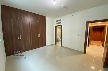 شقة - غرفة نوم - 2 حمامات للايجار في مركز ياس للأعمال - البرشاء 1 - البرشاء - دبي