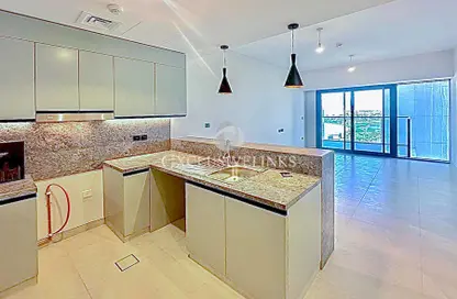 Apartment - 1 Bedroom - 1 Bathroom for sale in Golf Gate - DAMAC Hills - Dubai