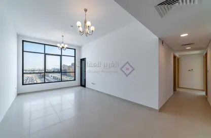 Apartment - 3 Bedrooms - 3 Bathrooms for rent in Al Barsha 1 - Al Barsha - Dubai