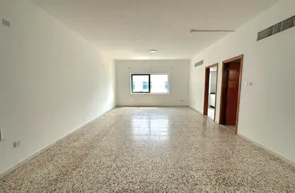 Apartment - Studio - 1 Bathroom for rent in Maples 2 - Al Raffa - Bur Dubai - Dubai