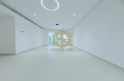 Apartment - 2 Bedrooms - 3 Bathrooms for rent in DXB Tower - Sheikh Zayed Road - Dubai