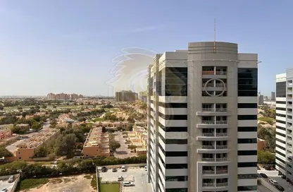 Apartment - 2 Bedrooms - 2 Bathrooms for sale in Zenith A1 Tower - Zenith Towers - Dubai Sports City - Dubai