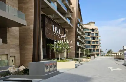 Apartment - 2 Bedrooms - 3 Bathrooms for sale in Ellington Beach House - Palm Jumeirah - Dubai