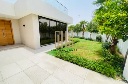 Villa - 5 Bedrooms - 7+ Bathrooms for sale in Sharjah Garden City - Sharjah