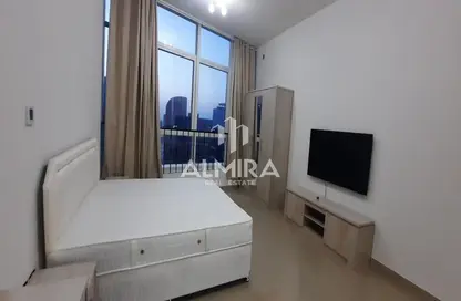 Room / Bedroom image for: Apartment - 1 Bathroom for sale in Hydra Avenue Towers - City Of Lights - Al Reem Island - Abu Dhabi, Image 1