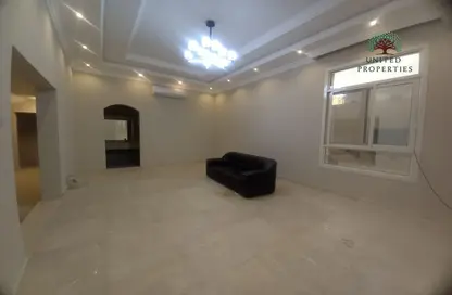 Reception / Lobby image for: Villa - 7 Bedrooms for rent in Al Rahmaniya - Sharjah, Image 1