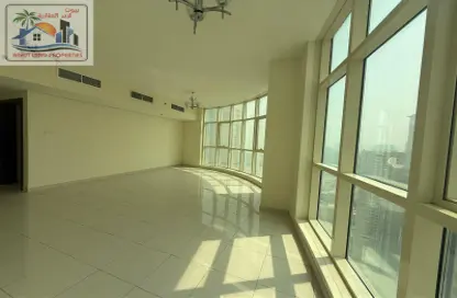 Apartment - 3 Bedrooms - 4 Bathrooms for rent in Al Khan Corniche - Al Khan - Sharjah