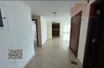 شقة - 2 غرف نوم - 3 حمامات للبيع في مساكن كورنيش عجمان - طريق كورنيش عجمان - عجمان