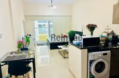 شقة - 1 حمام للايجار في برج يوني ايستات برايم - الضاحية 10 - قرية جميرا الدائرية - دبي