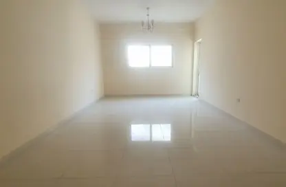 Apartment - 1 Bedroom - 2 Bathrooms for rent in Muwaileh Commercial - Sharjah
