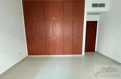 شقة - 2 غرف نوم - 2 حمامات للايجار في شارع 20 ​ - النهدة - الشارقة