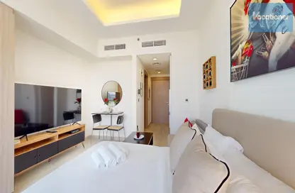 Living Room image for: Apartment - 1 Bathroom for rent in AZIZI Riviera 12 - Meydan One - Meydan - Dubai, Image 1