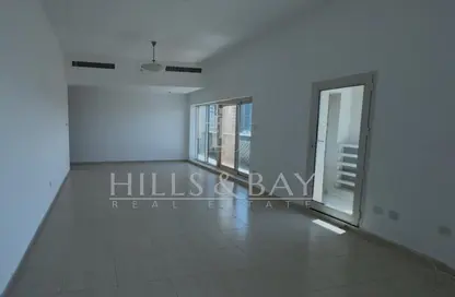 Apartment - 2 Bedrooms - 3 Bathrooms for rent in Olympic Park 3 - Olympic Park Towers - Dubai Sports City - Dubai