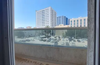 شقة - 2 غرف نوم - 2 حمامات للايجار في مساكن كورنيش عجمان - طريق كورنيش عجمان - عجمان