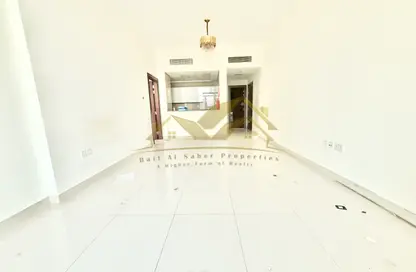 Apartment - 1 Bedroom - 2 Bathrooms for rent in Infinity Building - Al Satwa - Dubai
