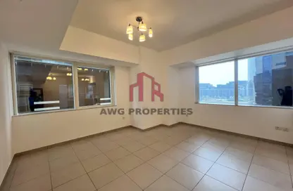 Apartment - 2 Bedrooms - 4 Bathrooms for rent in Blue Tower - Sheikh Zayed Road - Dubai
