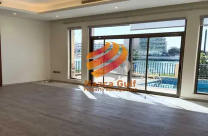 Empty Room image for: Villa - 5 Bedrooms for rent in Luluat Al Raha - Al Raha Beach - Abu Dhabi, Image 1