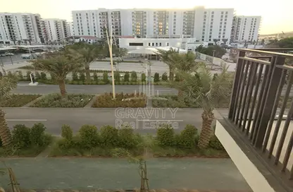 Apartment - 1 Bedroom - 1 Bathroom for rent in Waters Edge - Yas Island - Abu Dhabi