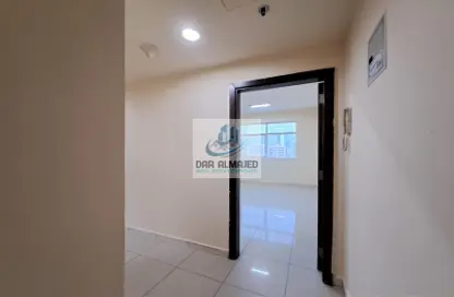 Hall / Corridor image for: Apartment - 1 Bedroom - 1 Bathroom for rent in Taliatela Street - Al Nahda - Sharjah, Image 1