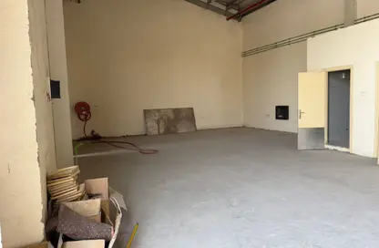Warehouse - Studio - 1 Bathroom for rent in Al Sajaa Industrial - Al Sajaa - Sharjah