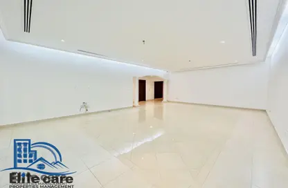 Apartment - 2 Bedrooms - 2 Bathrooms for rent in Al Bateen Wharf - Al Bateen - Abu Dhabi