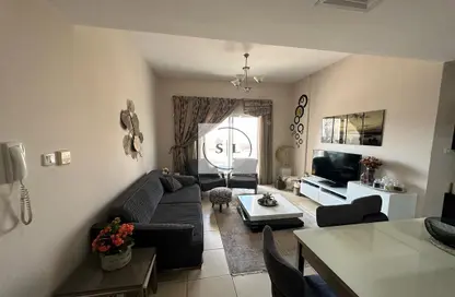 Apartment - 2 Bedrooms - 3 Bathrooms for sale in Mazaya 17 - Queue Point - Dubai Land - Dubai