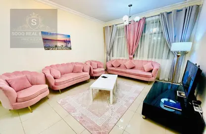Apartment - 1 Bedroom - 2 Bathrooms for rent in Al Khan - Sharjah