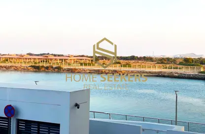 Apartment - 2 Bedrooms - 3 Bathrooms for sale in Waters Edge - Yas Island - Abu Dhabi