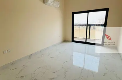 Apartment - 2 Bedrooms - 2 Bathrooms for rent in Al Jurf 3 - Al Jurf - Ajman Downtown - Ajman