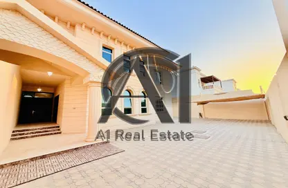 Villa - 5 Bedrooms - 7+ Bathrooms for rent in Al Khabisi - Al Ain