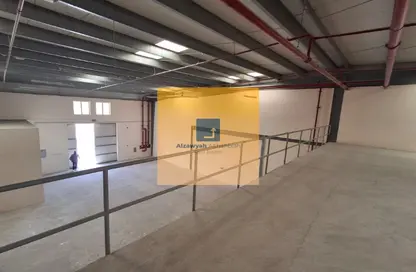 مستودع - استوديو - 1 حمام للايجار في مدينة الإمارات الصناعية - الشارقة