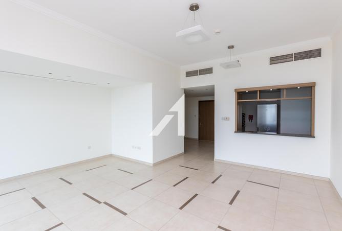 15190111 - Property Image 3