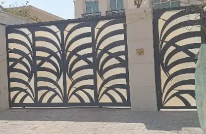 فيلا - 4 غرف نوم - 5 حمامات للايجار في الخوانيج 1 - الخوانيج - دبي