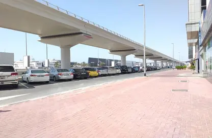 Office Space - Studio - 4 Bathrooms for rent in Al Barsha 1 - Al Barsha - Dubai