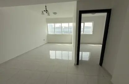 Apartment - 1 Bedroom - 2 Bathrooms for rent in Ajman Corniche Residences - Ajman Corniche Road - Ajman
