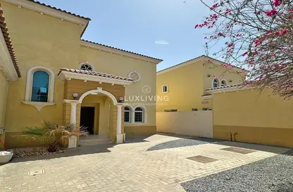 Villa - 3 Bedrooms - 3 Bathrooms for rent in Legacy - Jumeirah Park - Dubai