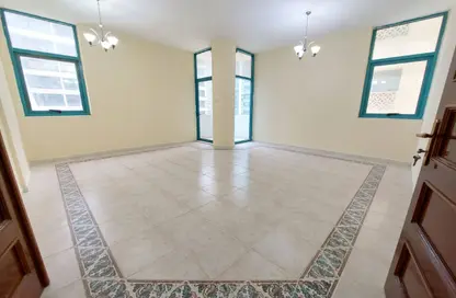 Apartment - 3 Bedrooms - 3 Bathrooms for rent in Al Khan Corniche - Al Khan - Sharjah
