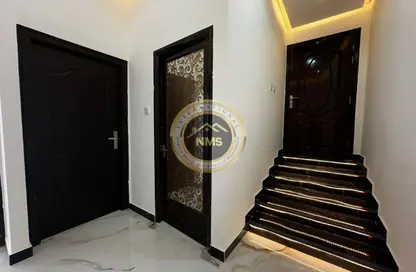 شقة - 2 غرف نوم - 2 حمامات للايجار في منطقة المرور - أبوظبي