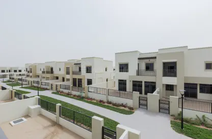 Townhouse - 3 Bedrooms - 4 Bathrooms for rent in Naseem Townhouses - Town Square - Dubai