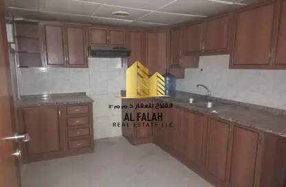 Apartment - 2 Bedrooms - 4 Bathrooms for rent in New Al Taawun Road - Al Taawun - Sharjah