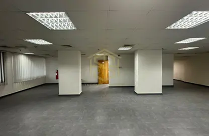 Office Space - Studio - 1 Bathroom for rent in Twin Tower - Baniyas Road - Deira - Dubai