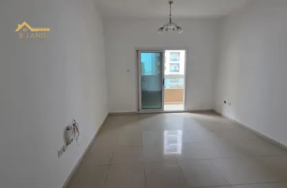 Apartment - 1 Bedroom - 1 Bathroom for rent in New Al Taawun Road - Al Taawun - Sharjah