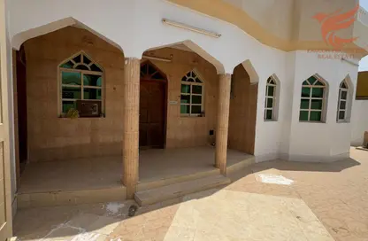 Villa - 5 Bedrooms - 3 Bathrooms for rent in Shamal Julphar - Ras Al Khaimah