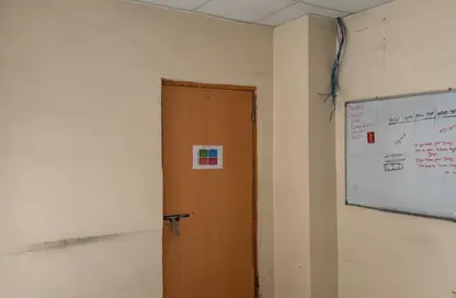 مستودع - استوديو - 1 حمام للايجار في مصفح الصناعية - مصفح - أبوظبي