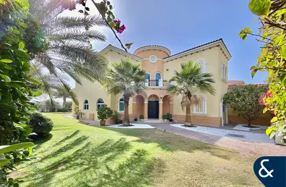 Villa - 5 Bedrooms - 5 Bathrooms for sale in Legacy - Jumeirah Park - Dubai