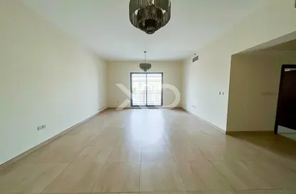 Apartment - 3 Bedrooms - 4 Bathrooms for rent in Azizi Liatris - Azizi Residence - Al Furjan - Dubai